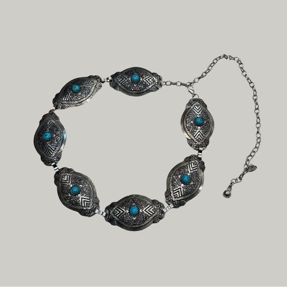 Urban Outfitters Accessories - LIKE NEW Boho Silver Chain Belt
